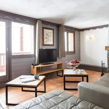 Hotel apartamentowy Des Neiges Plein Sud