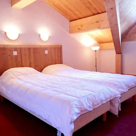 Hotel apartamentowy Des Neiges Plein Sud 4*