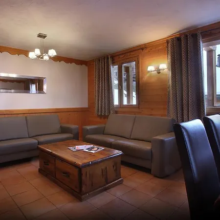 Aparthotel Des Neiges Plein Sud 4*