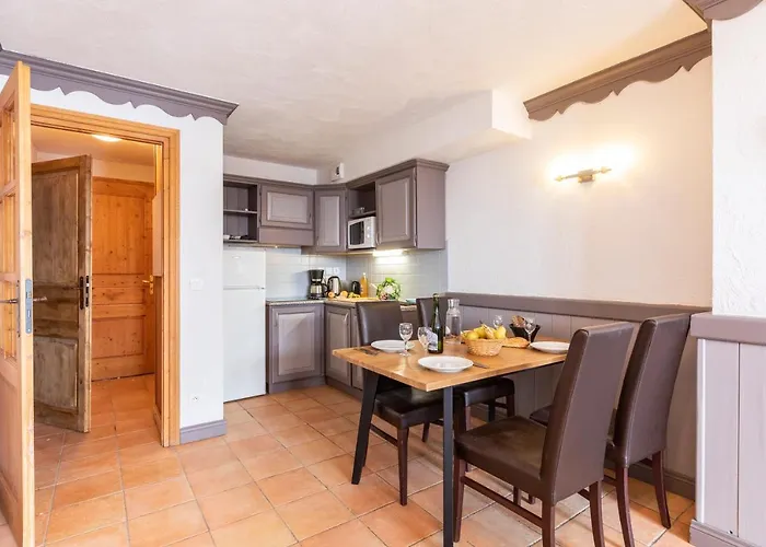 Des Neiges Plein Sud Aparthotel 4*