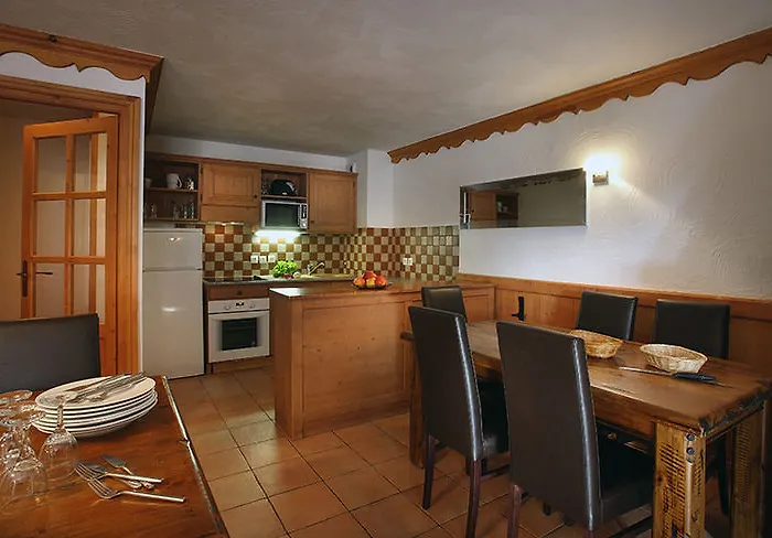 Des Neiges Plein Sud Aparthotel 4*