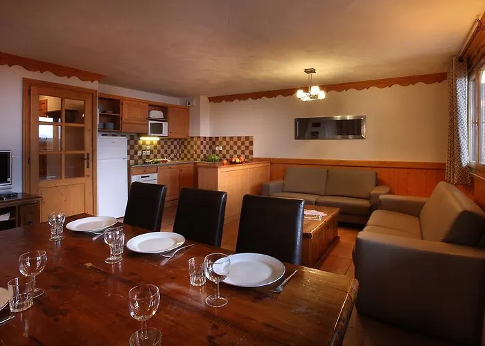 Aparthotel Des Neiges Plein Sud 4*