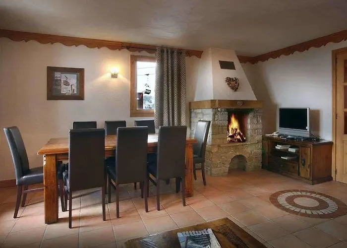 Apartmanhotel Des Neiges Plein Sud 4*